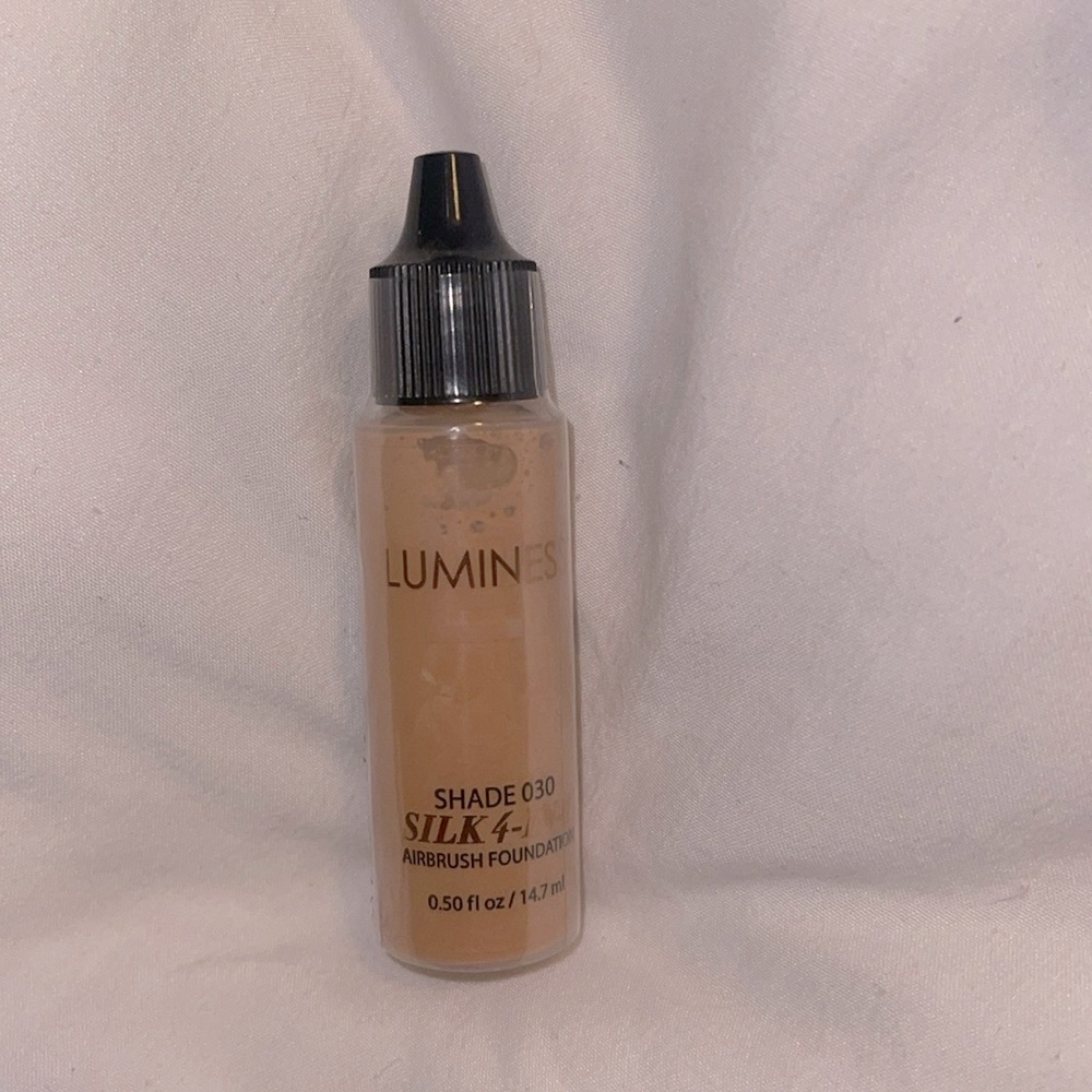 NWT Luminess Airbrush Foundation 030